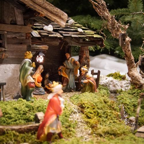 Krippenfiguren in Nahaufnahme