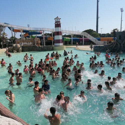 Schüler:innen im Aquasplash