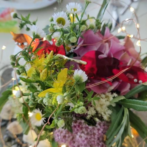 Tischdekoration Blumenstrauß