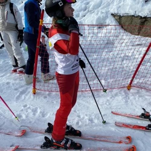 Schüler:innen auf der Piste