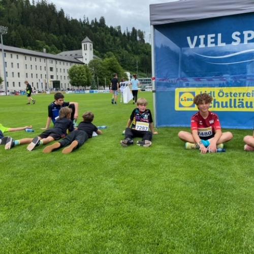 Schüler:innen nach dem Laufen