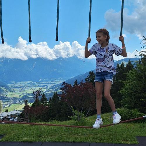 Kindergruppe auf einem Wandertag
