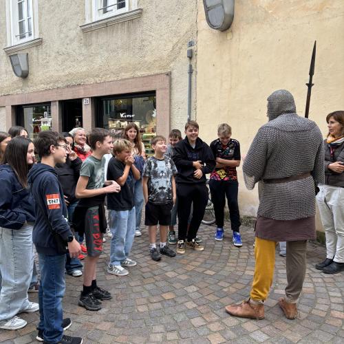 Stadtführung in Brixen mit Schauspieler:innen