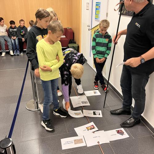 Schüler:innen beim Umwelttag