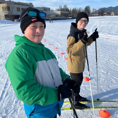 Schüler:innen der 2a bei der Winter-Erlebniswoche