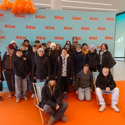 Schüler:innen bei der BIM