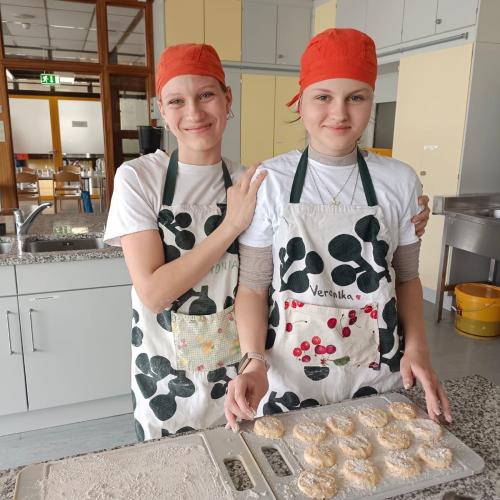 Schüler:innen der 3c beim Kochen