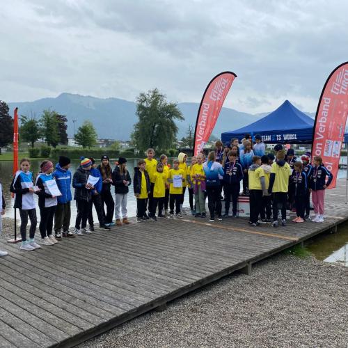 Schüler:innen beim Aquathlon