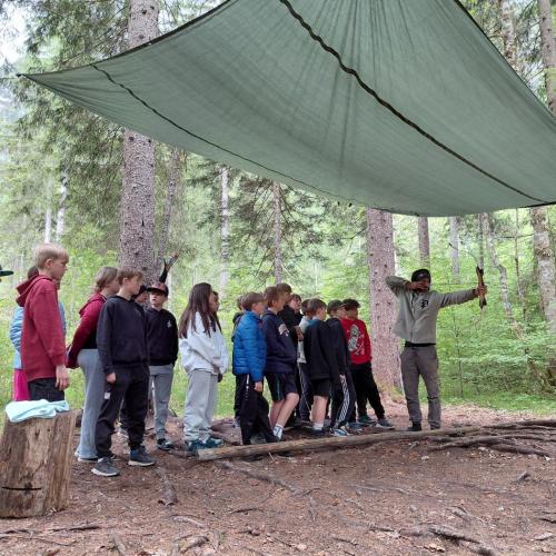 Schüler:innen in Brandenberg