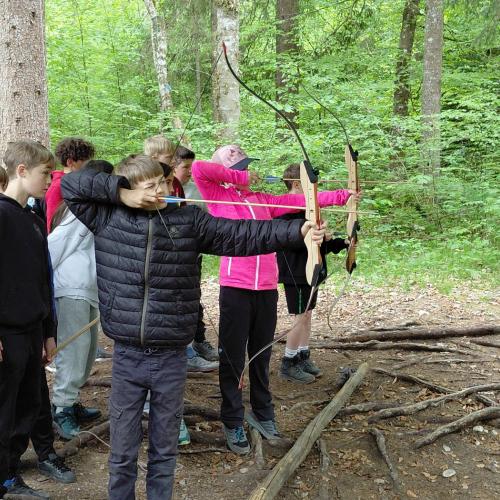 Schüler:innen in Brandenberg