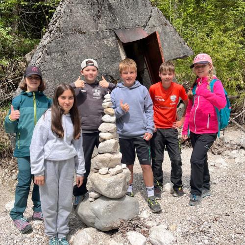 Schüler:innen in Brandenberg