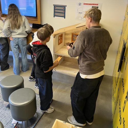 Schüler:innen bei der Berufssafari