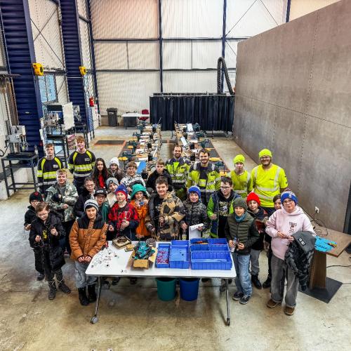 Schüler:innen beim MINT-Workshop