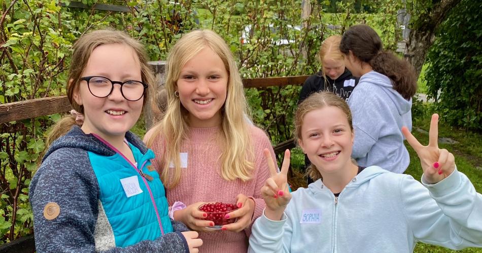 Schüler:innen am Bauernhof