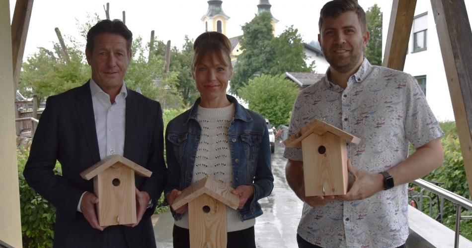 Übergabe Nistkästen