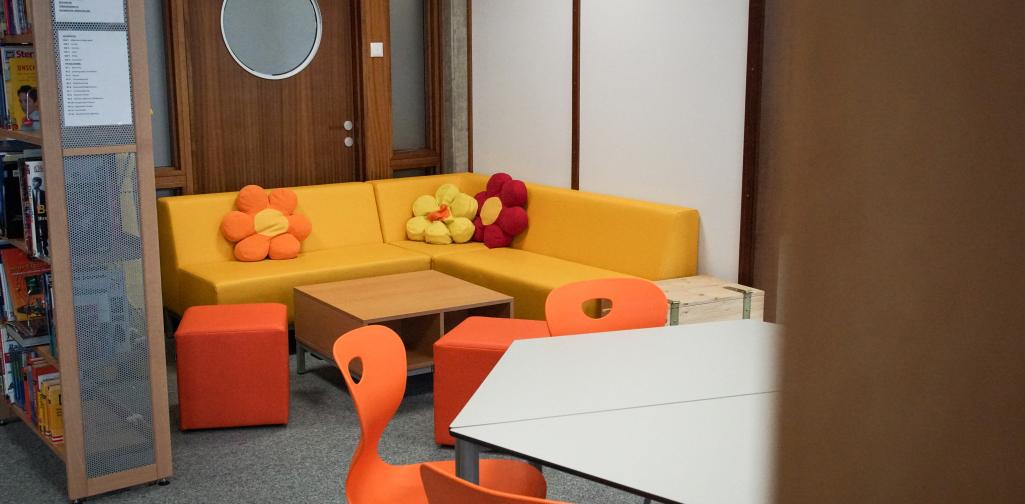 Schulhaus 2021/22 Schulhaus 2021/22